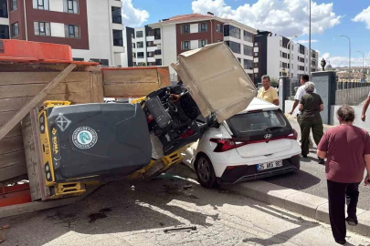 Eskişehir’de silindir yüklü römork, sürücü adayı aracını ezdi: 2 yaralı
